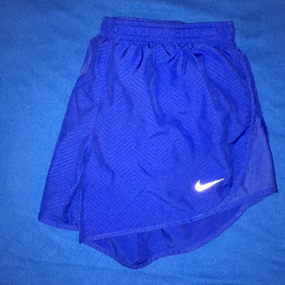 Running shorts